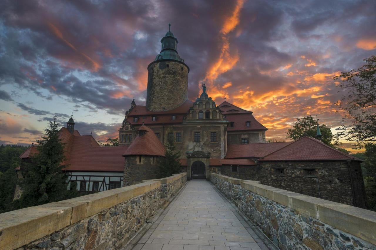 Zamek Czocha Aparthotel Lesna Exterior photo