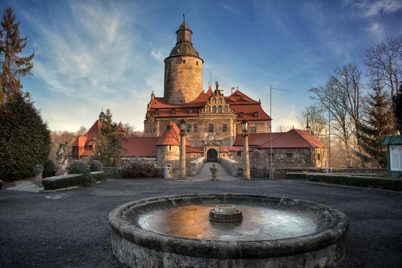 Zamek Czocha Aparthotel Lesna Exterior photo